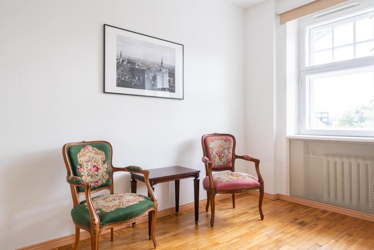 Old Town - Suur Karja Apartment Tallinn Exterior photo